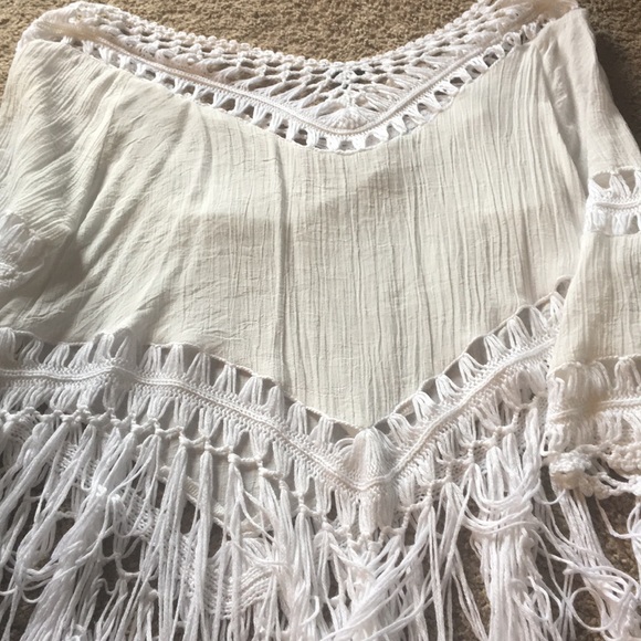 White fringe top - Picture 3 of 3